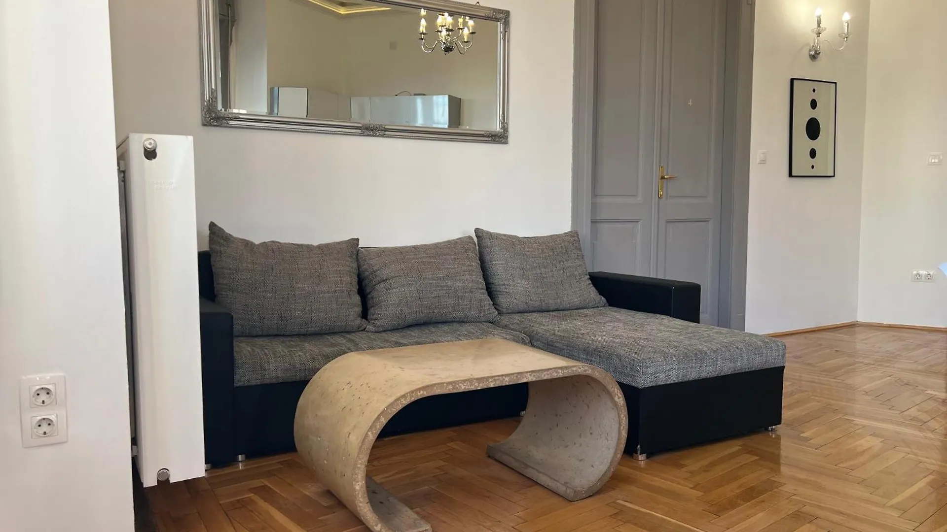 F14 Apartman 布达佩斯 公寓